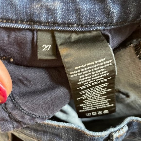 J Brand Alana High Rise Crop - Picture 5 of 6